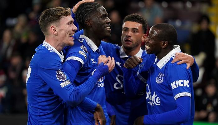 10 puanının silinmesi adeta milat oldu! Everton, aldığı ceza sonrası şahlandı… Son 4 maçta 12 puanİngiltere Premier Lig