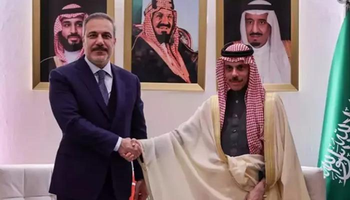 Bakan Fidan Suudi Saud ile tanıştı …