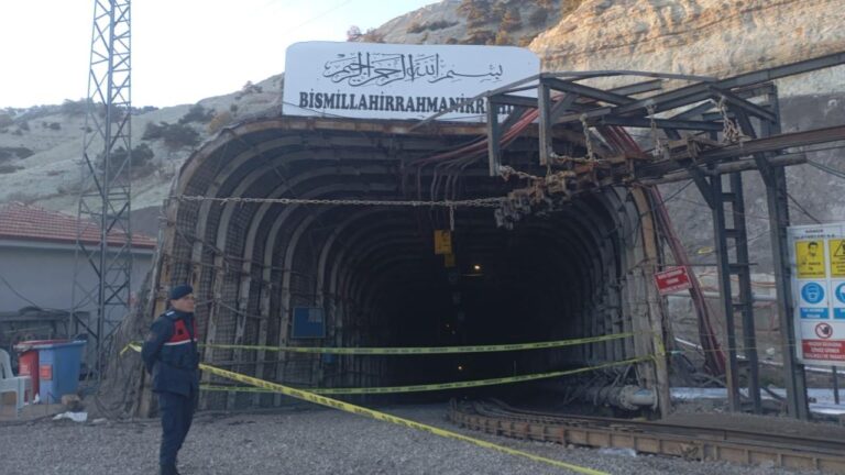 Ankara madeninde giyinmiş: 14 yaralı