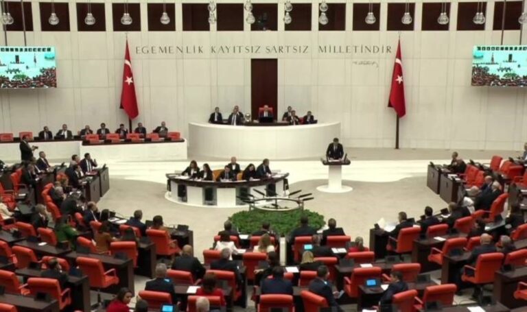 TBMM Genel Kurulu 23 Nisan nedeniyle özel gündemle toplandı – Son Dakika Türkiye Haberleri