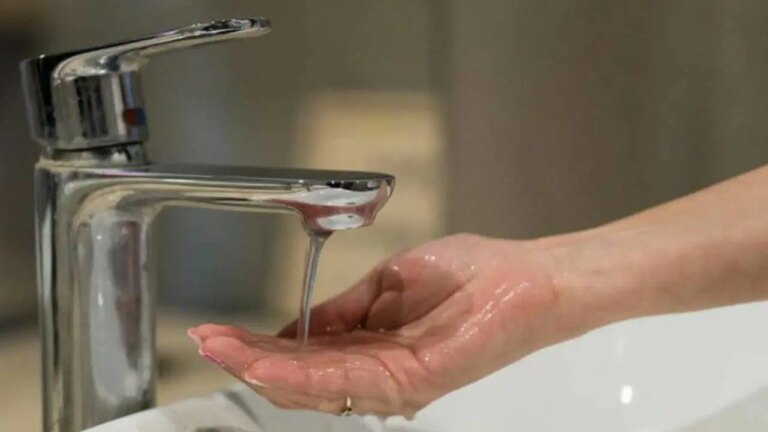 İstanbul'un dört bölgesinde 14 saat su kesildi!