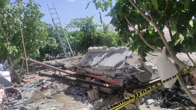 Balcone Batman'da çöktü: 4 ölü, 5 yaralı