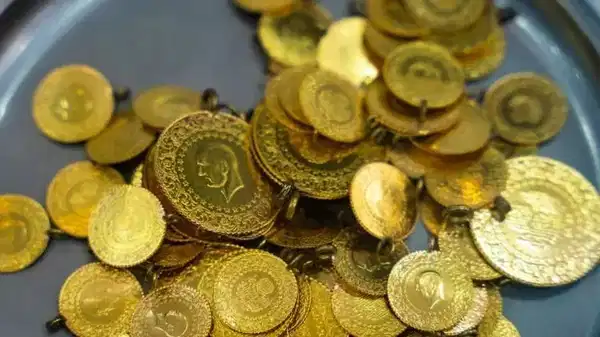 Altın fiyatlarında yeni rekor: Yükseliş devam edecek mi? Bugün Cumhuriyet'in altınının gramı, çeyrekliği ne kadar? 15 Ekim 2025 Çarşamba altının fiyatı...