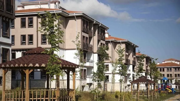 TOKİ’nin hak sahipliği açıklaması hangi tarihte paylaşılacak ? Toplu Konut İdaresi kura çekimi tam olarak ne zaman başlayacak, isim listesi yakın zamanda ilan edilecek?